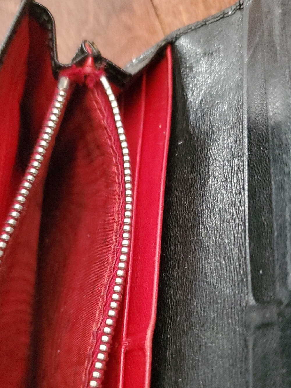 Prada Black Leather Studded Continental Wallet  W/red Lambskin Interior - Picture 8 of 10